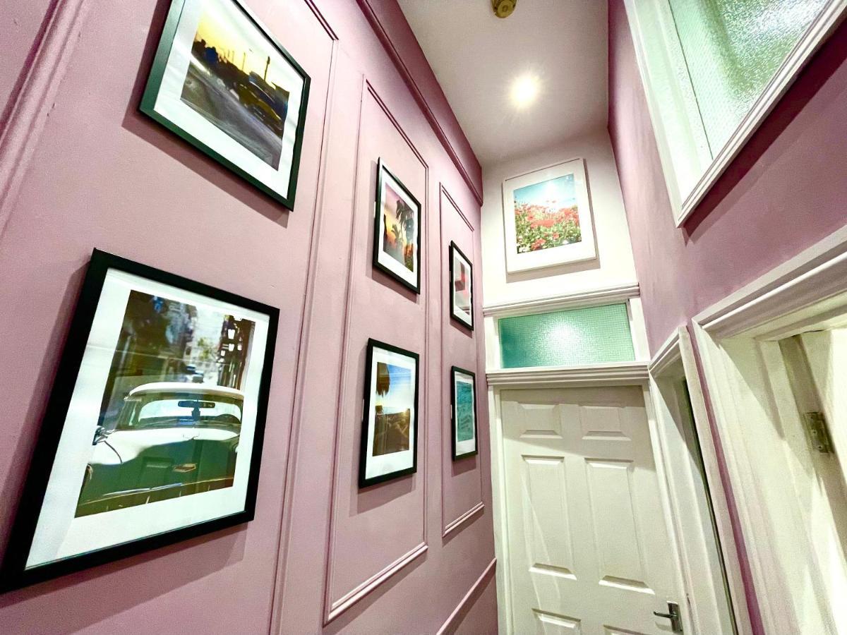 Adeamstays Provides Beautiful Centrally Located 1 And 2 Bed Apartments On Liverpools Boulevard Екстериор снимка
