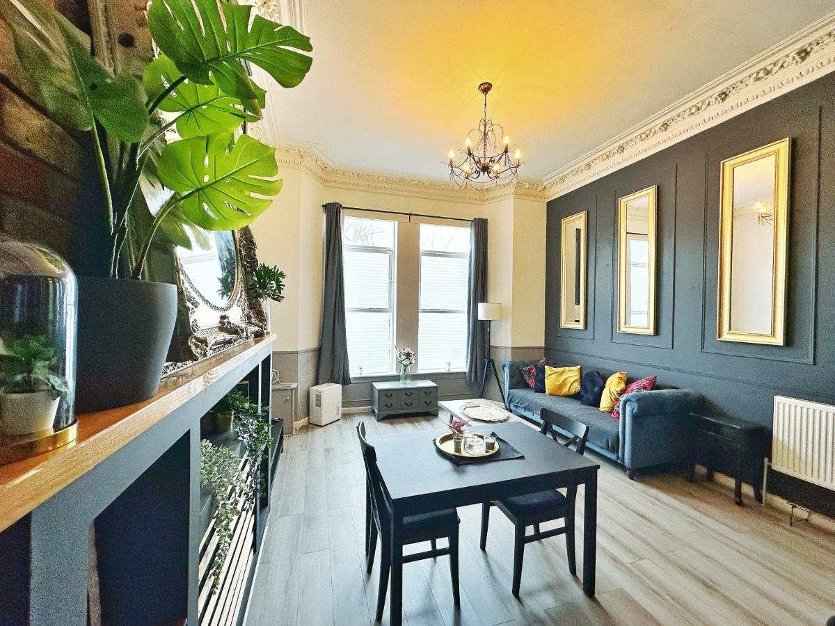 Adeamstays Provides Beautiful Centrally Located 1 And 2 Bed Apartments On Liverpools Boulevard Екстериор снимка